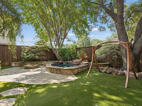 2nd image of 4315 Shadow Glen Dr