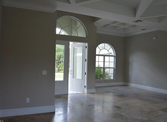 3rd image of 141 10th Ave NW