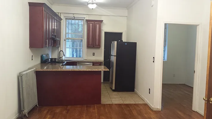 Rented by Urban Realty NYC | media 2