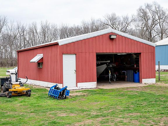 5th image of 6923 W Wheeler Rd