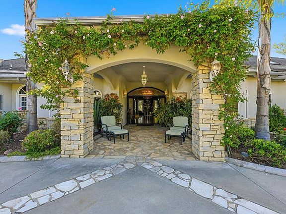 5th image of 4248 Citrus Dr