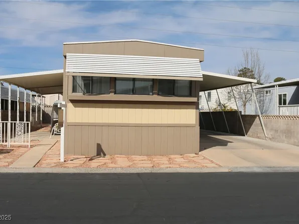 4633 Royal Ridge Blvd, Las Vegas, NV 89103