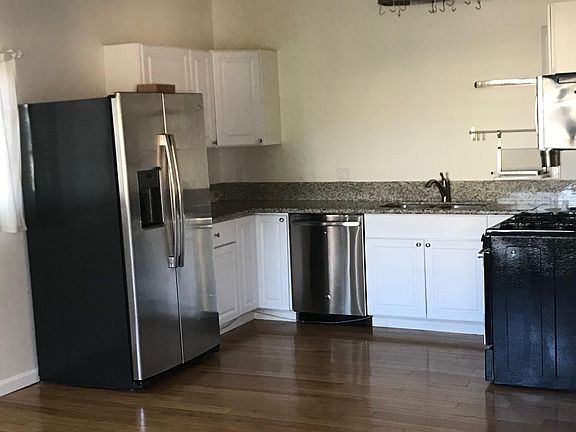 5th image of 1824 Montrose St #9