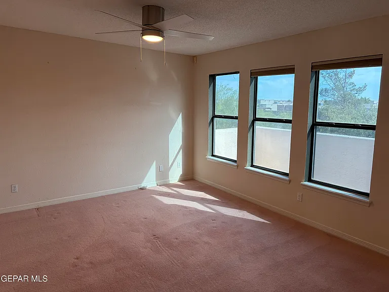 320 Avenida Mirador — Photo 16