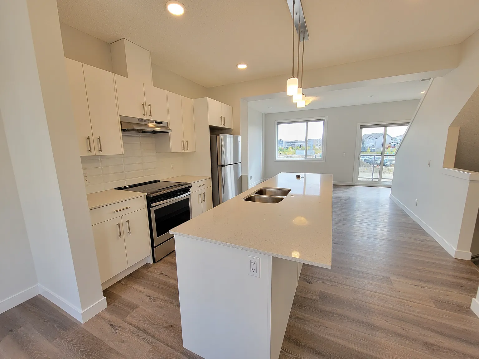 2796 Maple Way NW — Photo 3