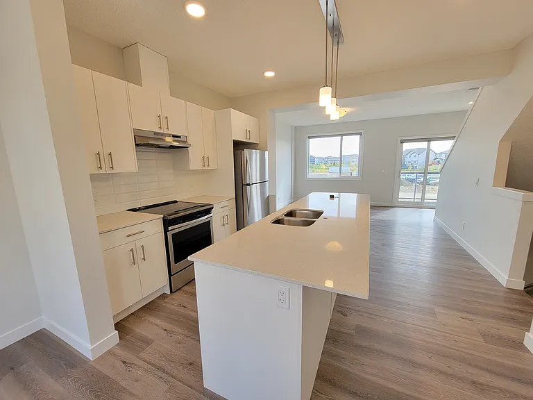 2796 Maple Way NW — Photo 3