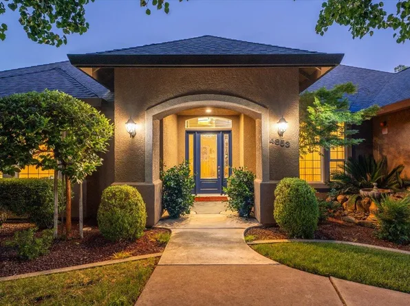 4853 Saint Charles Dr, Redding, CA 96002
