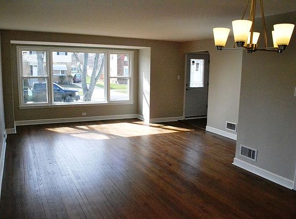 3rd image of 1825 Manchester Ave
