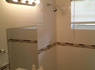 609 NW 7th Ave APT 3, Hallandale Beach, FL 33009