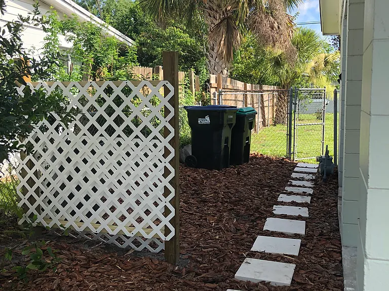 1209 Forester Ave — Photo 14