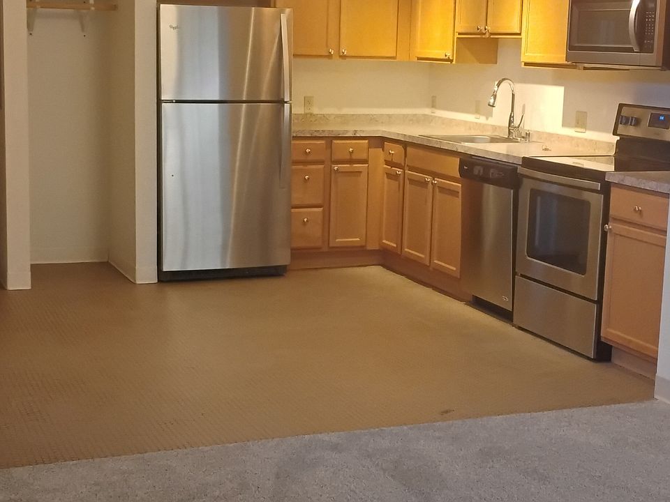 Kitchen and lots of open space. Windows and all the 3 bedrooms and 2 full bathrooms.