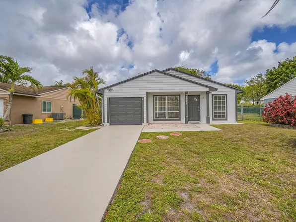 8403 Garden Gate Place, Boca Raton, FL 33433