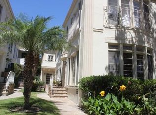 9947 Robbins Dr APT 202, Beverly Hills, CA 90212
