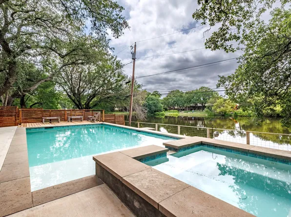 105 Lakeview Ct, Brownwood, TX 76801