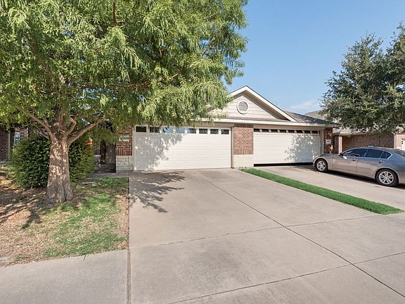 4th image of 340 Armstrong Ln #340