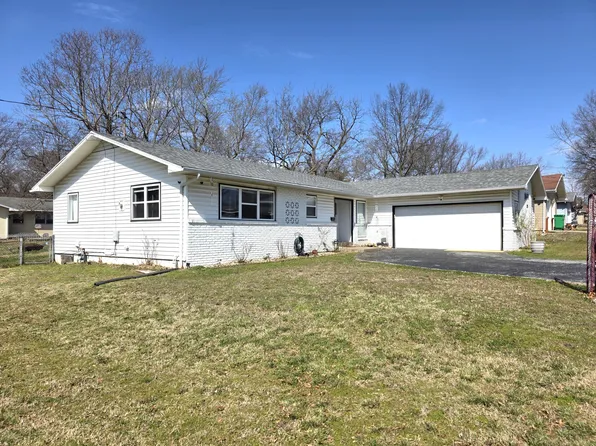 1967 S St Charles Avenue, Springfield, MO 65804