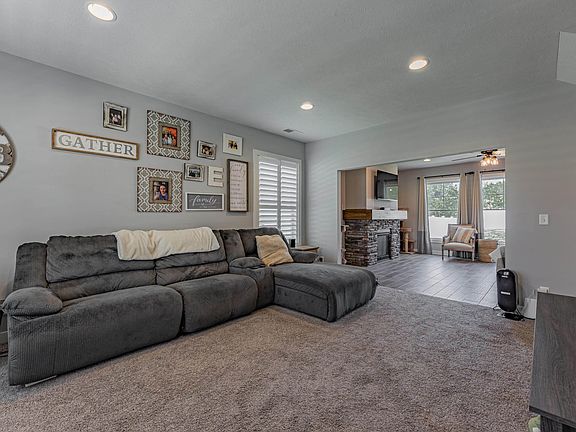 5th image of 2610 Antilles Dr
