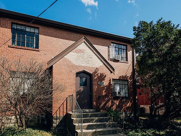 3rd image of 3938 Hazel Ave
