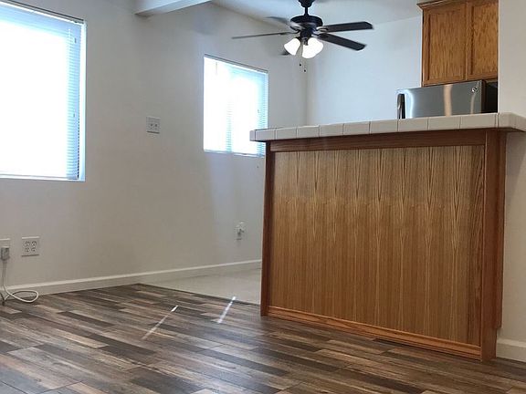 2nd image of 4810 Lincoln Ave APT B