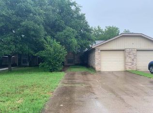 330 Spring Branch Ln, Kennedale, TX 76060
