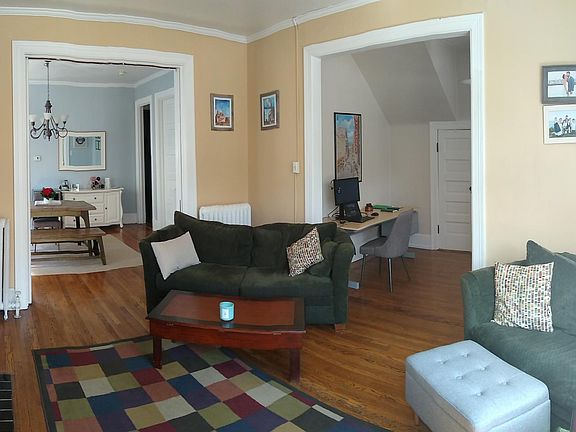 4th image of 1919 N Oakland Ave