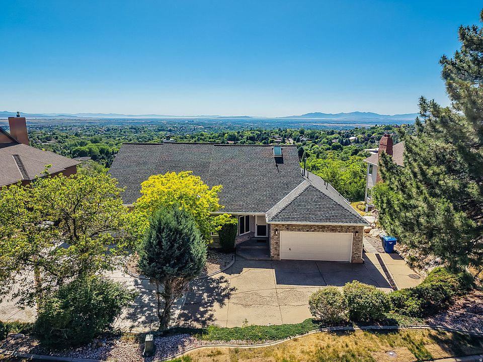1st image of 5057 Ridgedale Dr