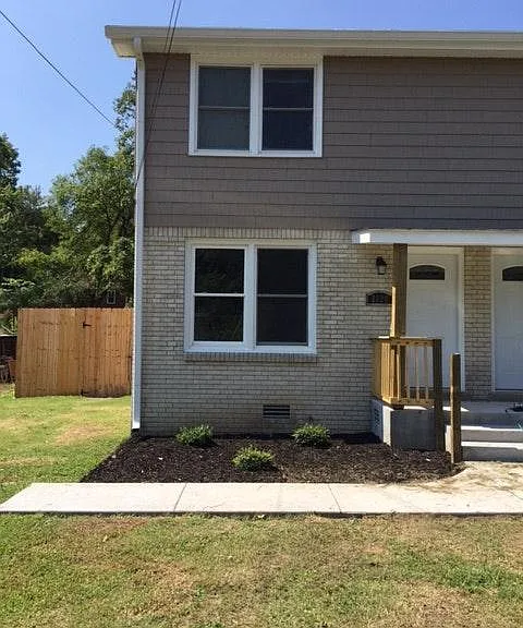 2020 Cooper Ln — Photo 1