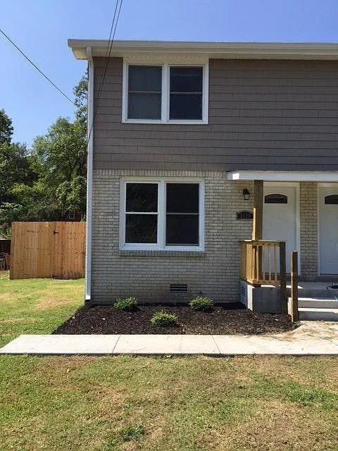 2020 Cooper Ln