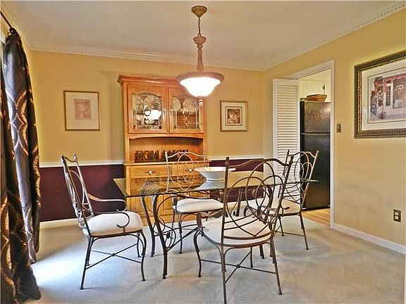 4th image of 111 Brights Ln
