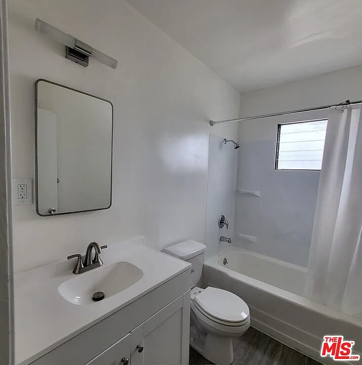 1 bed, 1.0 bath, 720 sqft, $1,780 — Photo 4