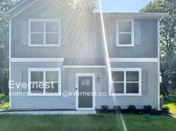 103 Webb St, Mount Holly, NC 28120