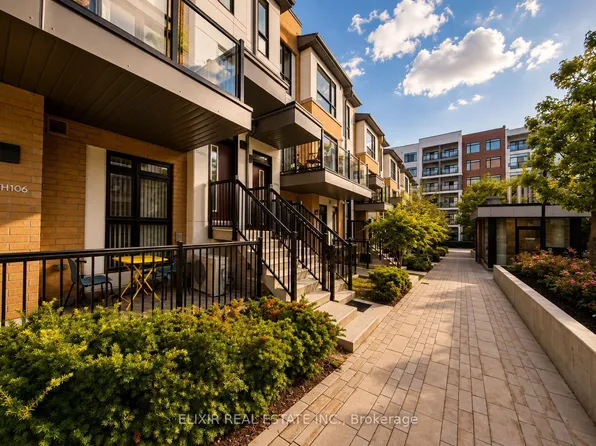 140 Canon Jackson Dr #206, Toronto, ON M6M 2G1