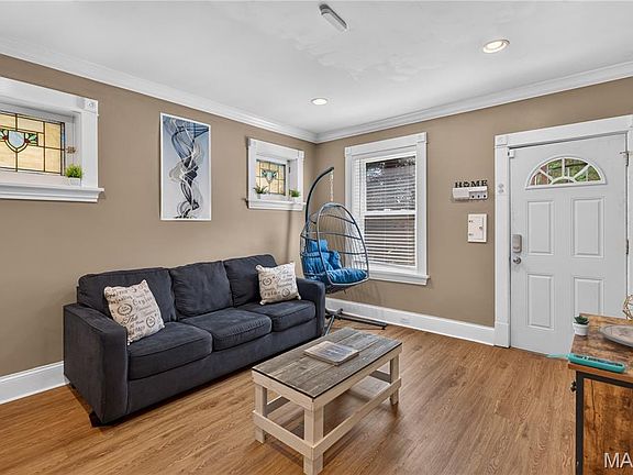 5th image of 2329 Michigan Ave Unit 2329