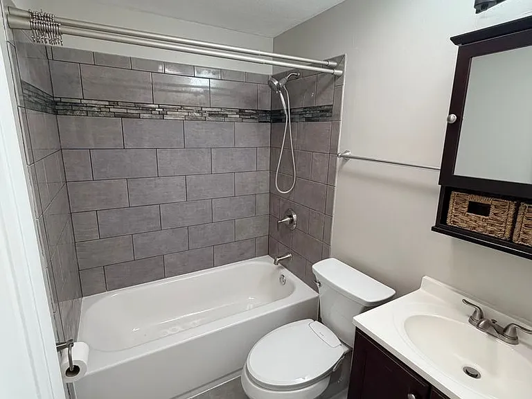 5561 Imperia Ln — Photo 13
