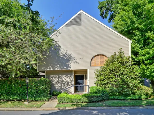 460 Wyndgate Rd, Sacramento, CA 95864