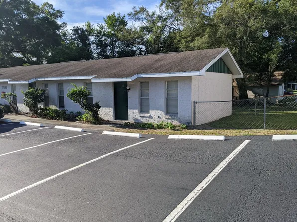 37232 Clinton Ave APT 3, Dade City, FL 33525