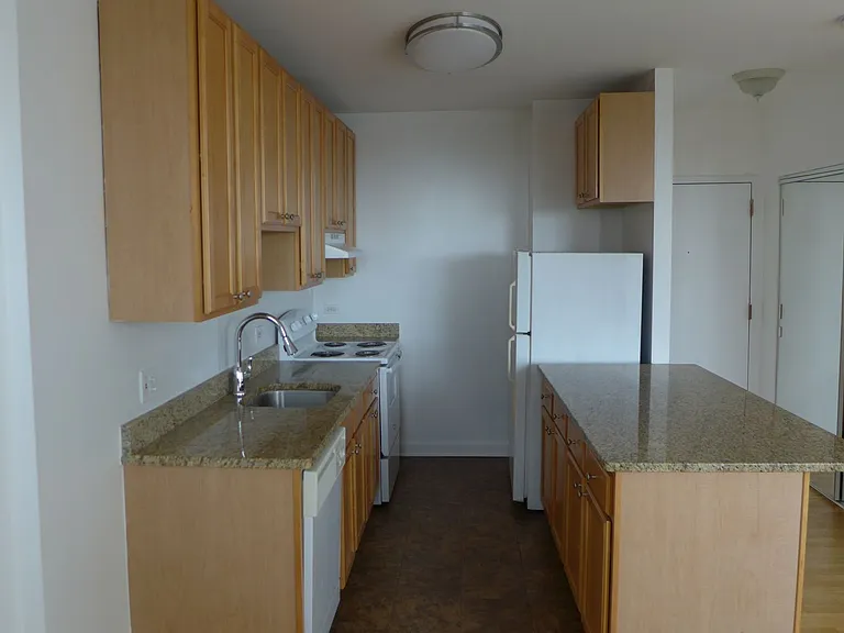 808-12 W Junior Terrace — Photo 76