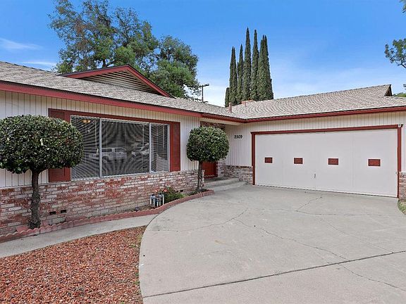 4th image of 2509 Sharondell Dr