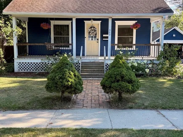 302 High St, Williamston, MI 48895
