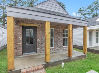 330 Jeanette St #B, Lafayette, LA 70506