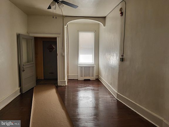 5th image of 3229 W Susquehanna Ave