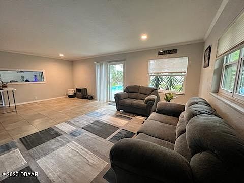 3rd image of 1721 NE 50th Ave