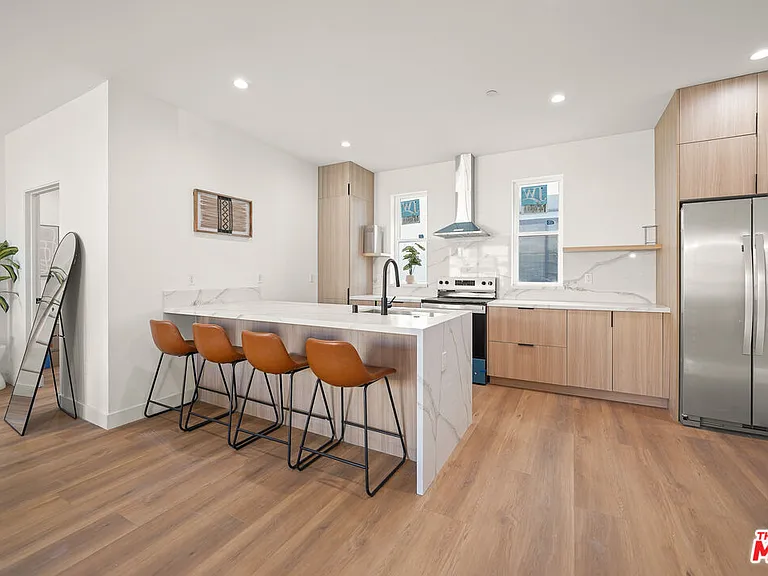 13694 Erwin St #2 — Photo 3