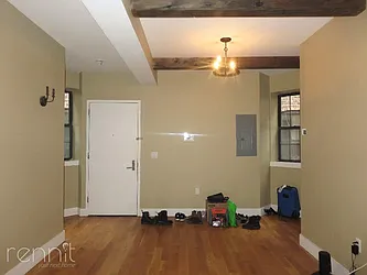 Rented by Rennit Inc.