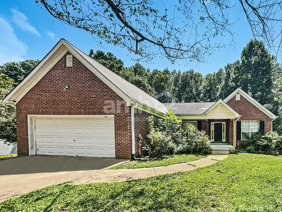 629 Victorian Cir
