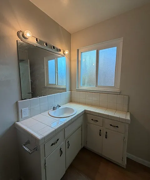 218 College Ave #13 — Photo 9