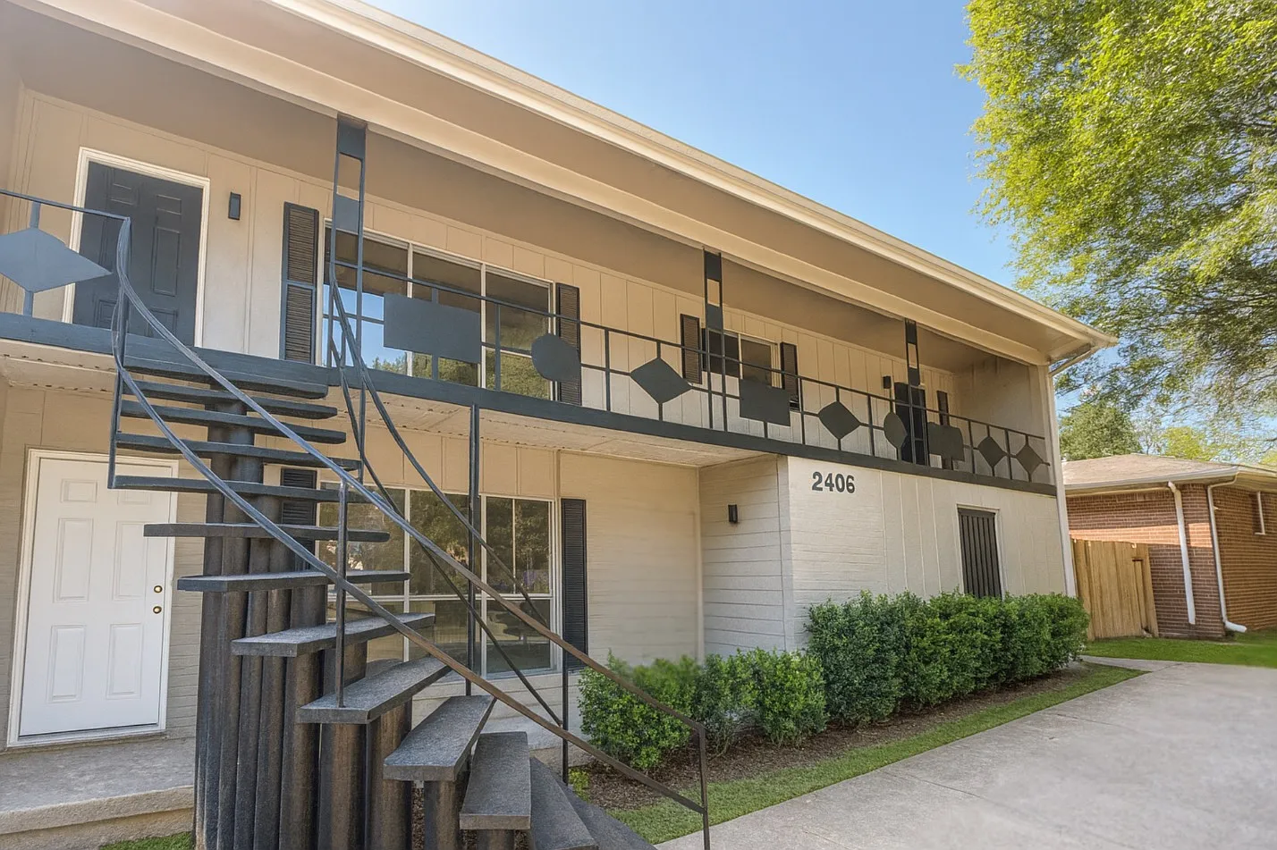 2405 Mastin Lake Rd Nw - Unit A — Photo 4