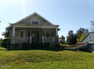 216 Hudson Ave E, Rensselaer, NY 12144