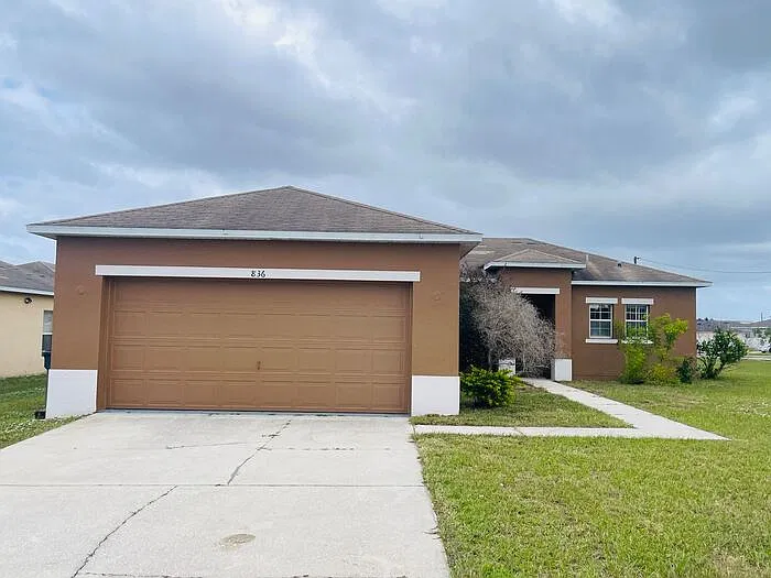 836 Colville Dr