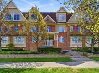 594 Shoreline Dr #3, Mississauga, ON L5B 0A8